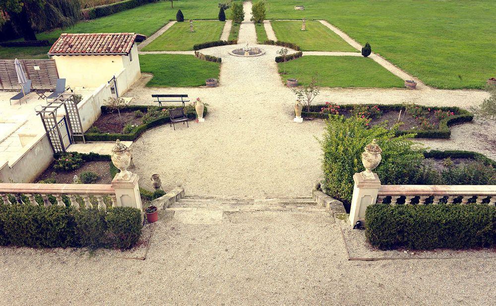 Chateau De Lantic Martillac Bagian luar foto